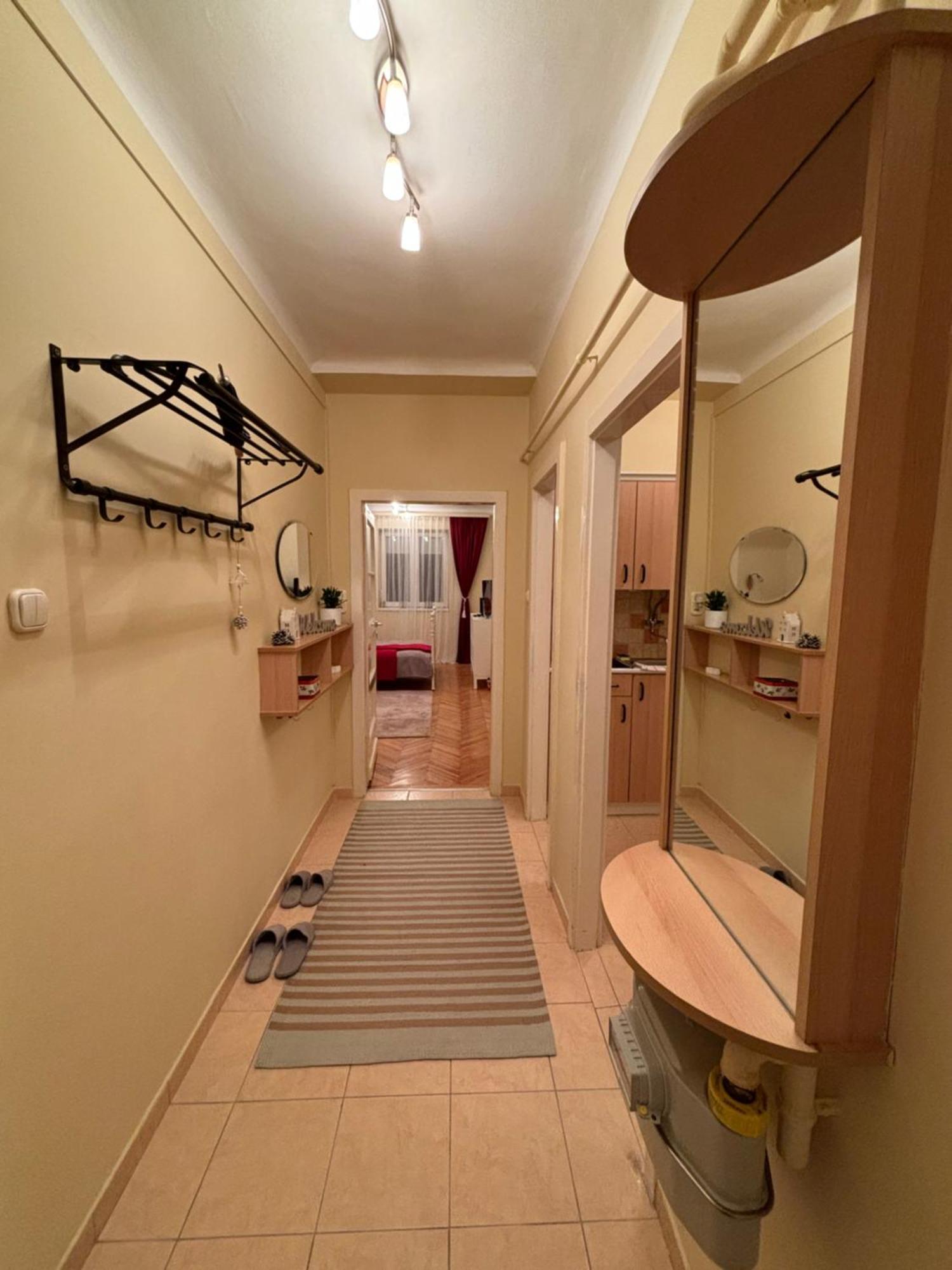 Downtown Hideaway Apartman Budapeste Exterior foto