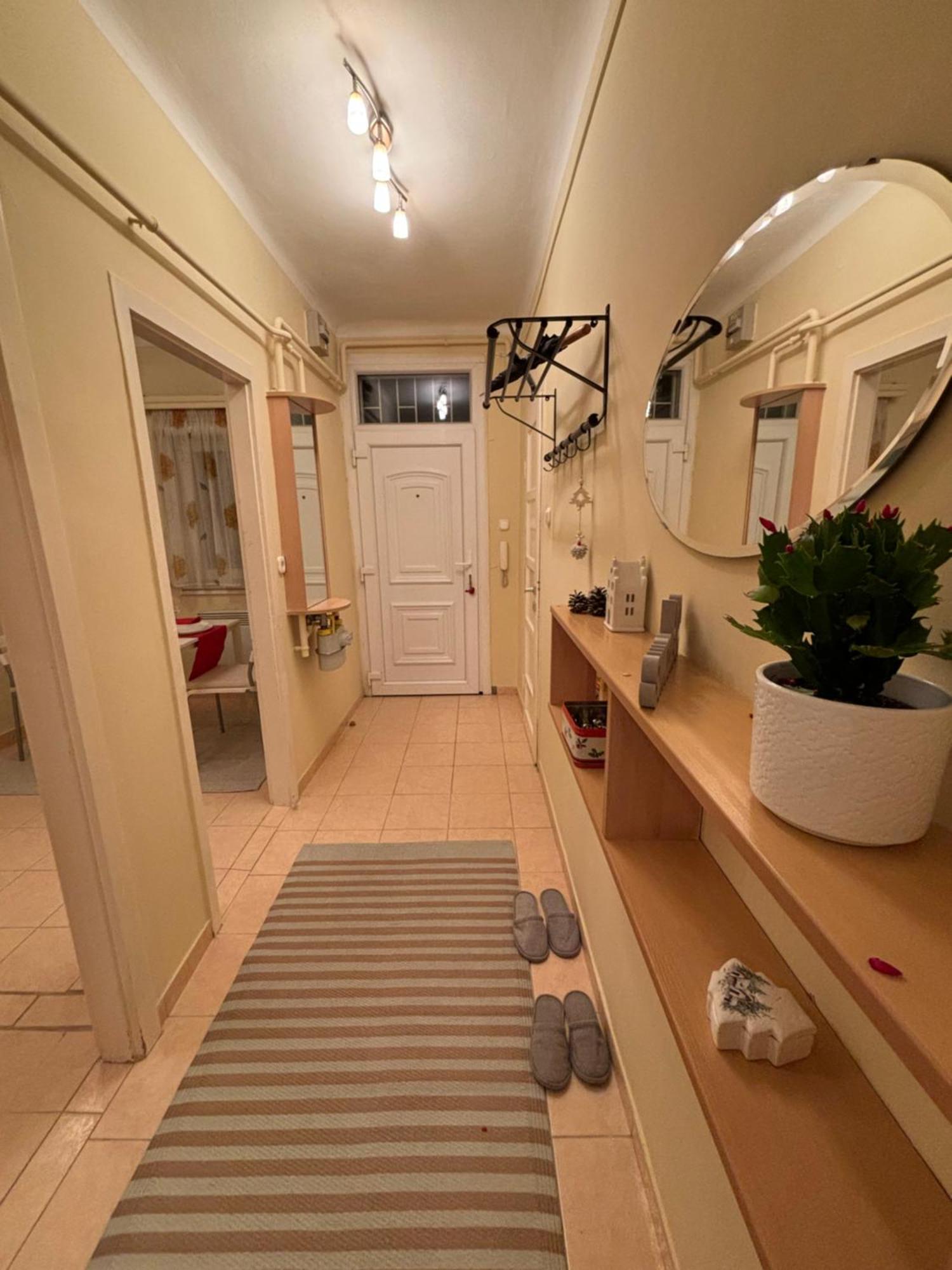 Downtown Hideaway Apartman Budapeste Exterior foto